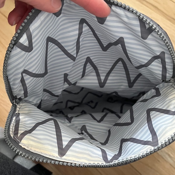 lululemon athletica Party Om Crossbody Bag/Belt Bag - Picture 6 of 7